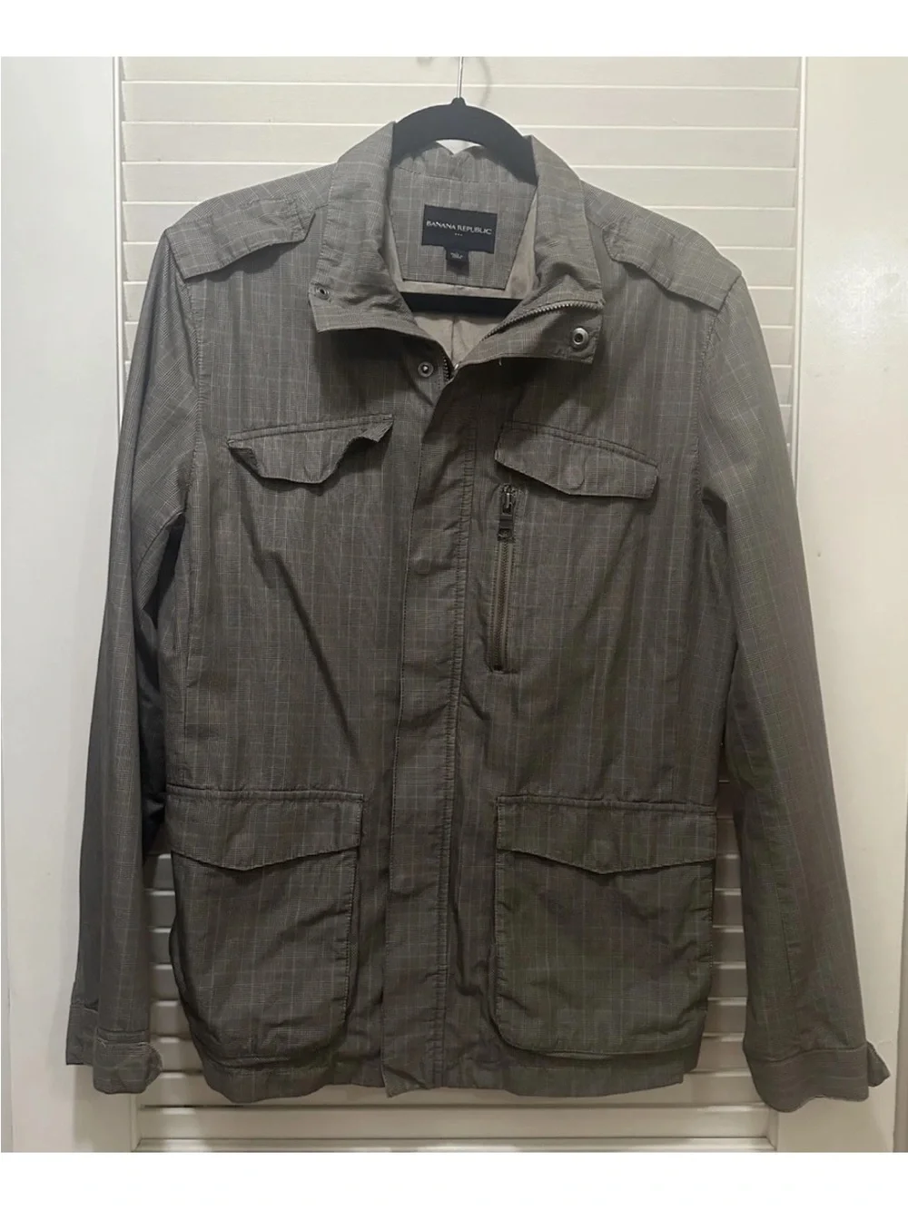 Banana Republic Men’s Military Style Jacket Gray Plaid Pockets Lightweight Sz S